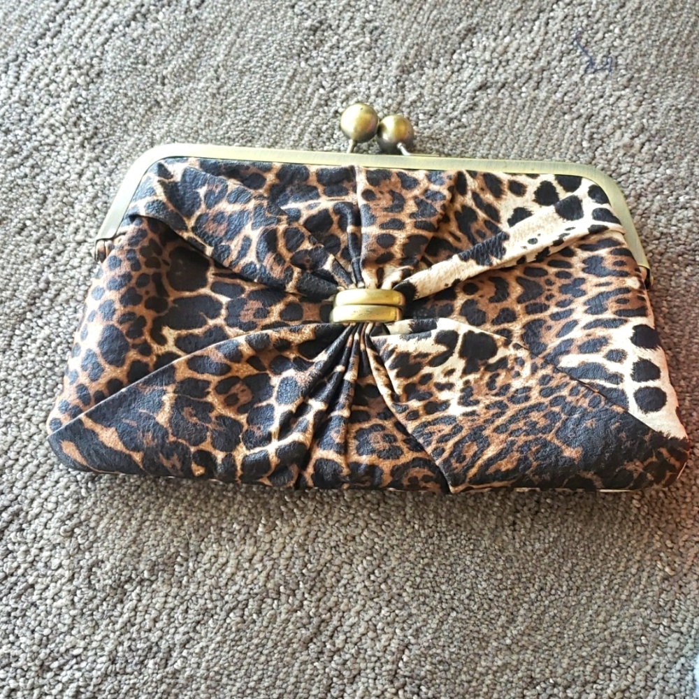 Clutch purse